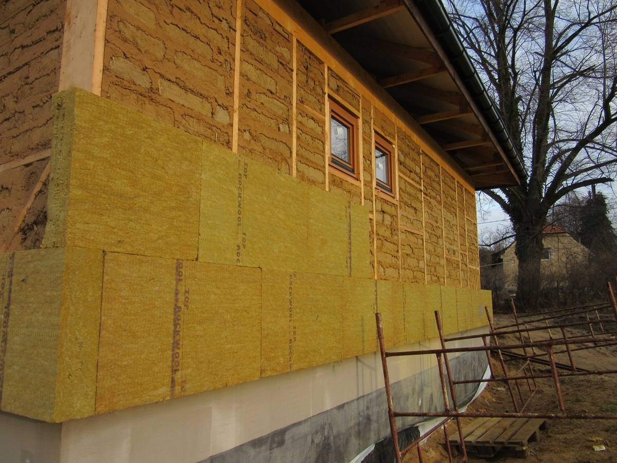 Чем утеплить деревянный дом снаружи чтобы он дышал