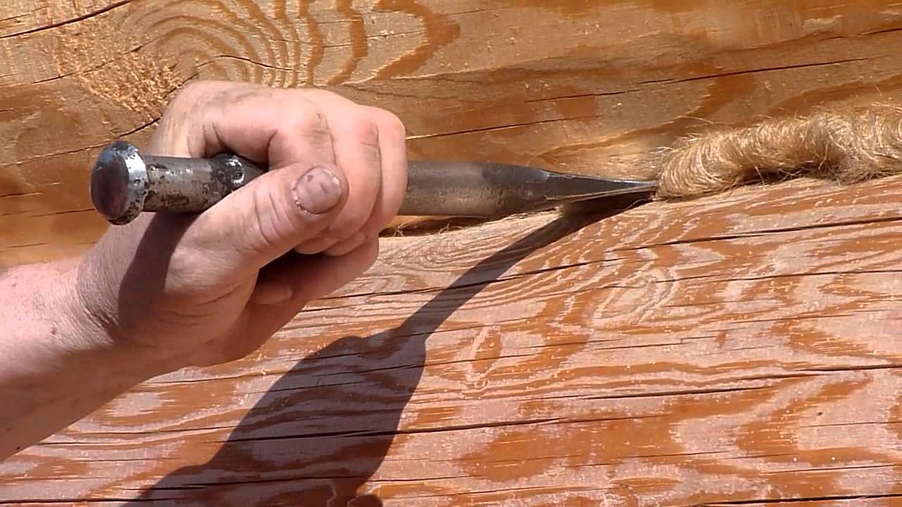 Конопатка бани своими руками