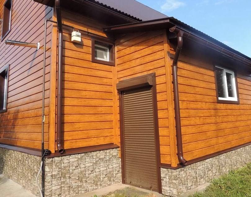 Сайдинг под брус металлический: фото домов, отзывы про металлосайдинг
