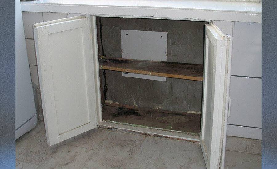 Как сделать из ниши под окном на кухне: холодильник, шкафчик, ящик, шкаф, полки, как обыграть, фото