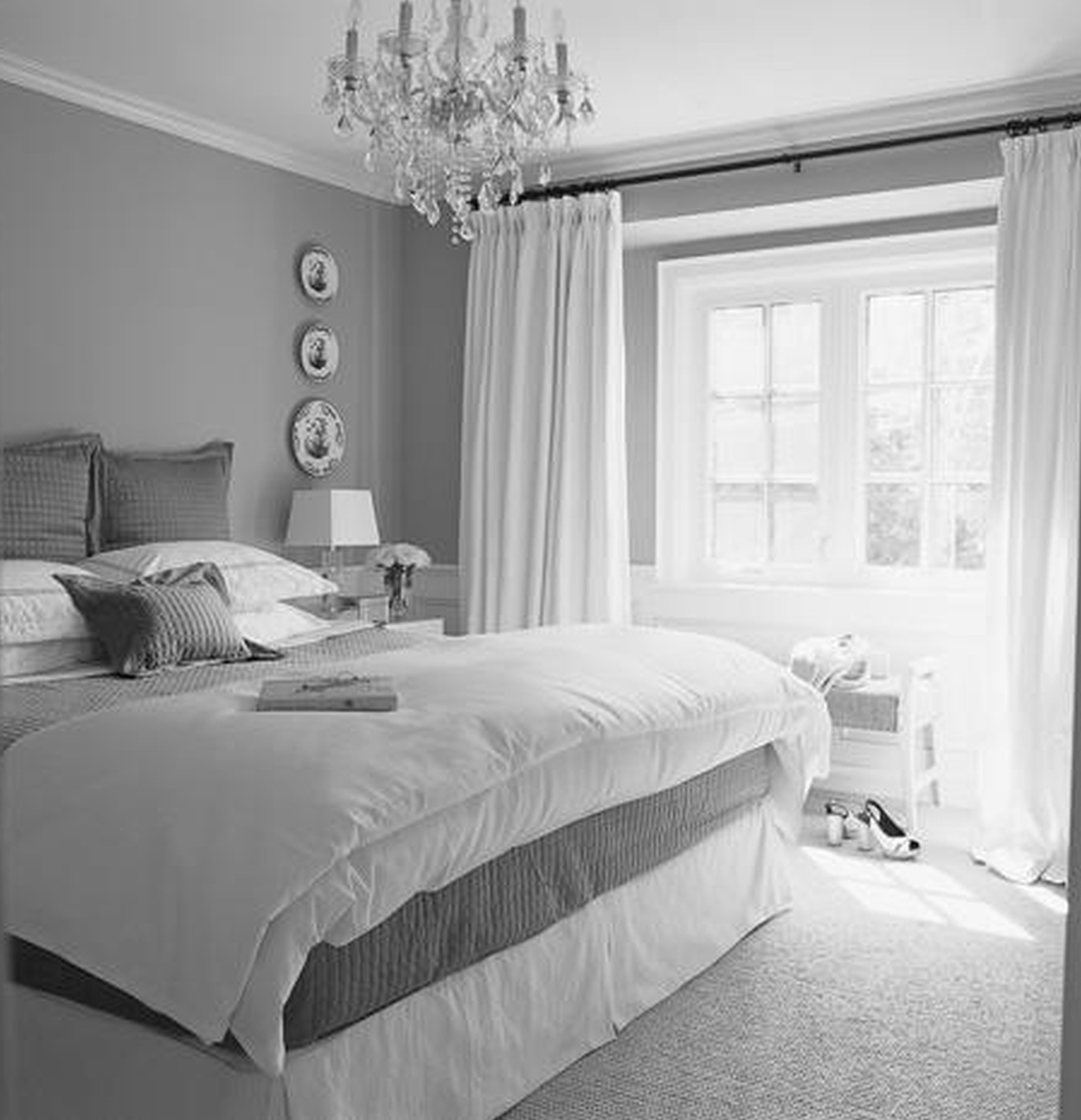 спальня в серо белых тонах дизайн фото