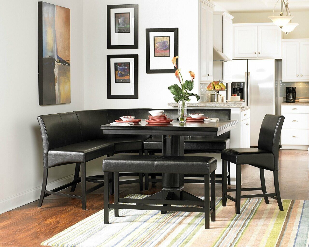 Черная мебель: кресло, диван, кровать. сочерание | lookcolor