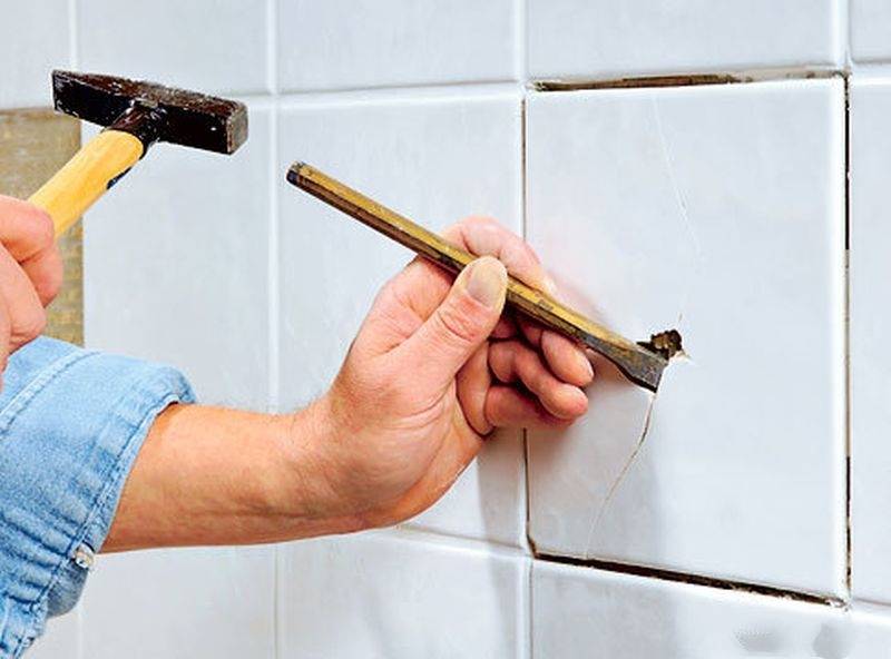 Как снять старую плитку со стен ванной своими руками (фото, видео)