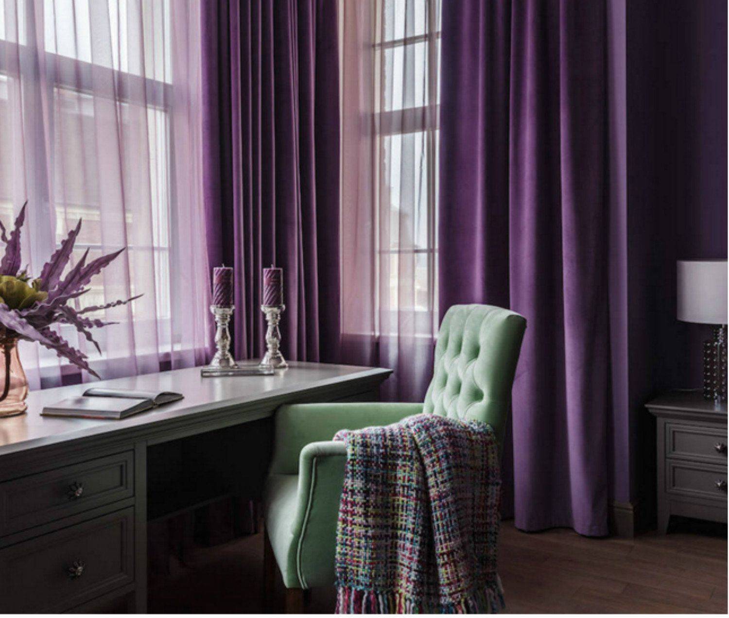 Сиреневые шторы в спальню - дизайн 2020: фото