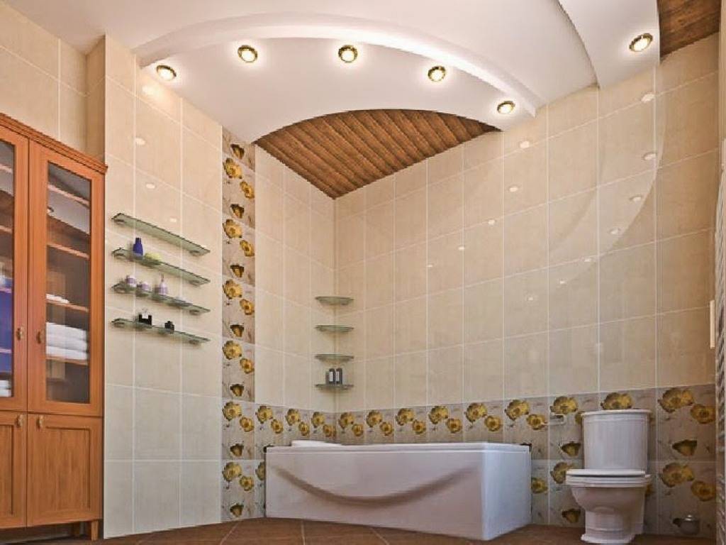 Потолок в ванную комнату — какой лучше?