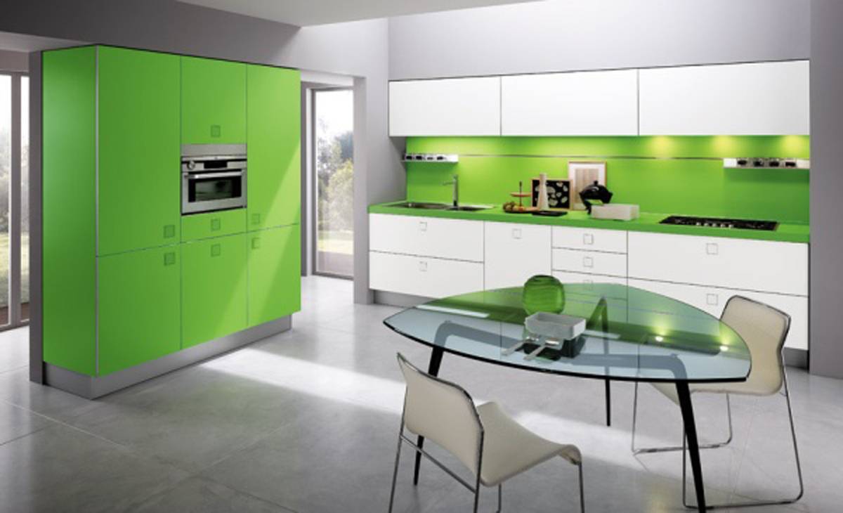 Кухня с зелёными фасадами: красиво, свежо и спокойно | домфронт