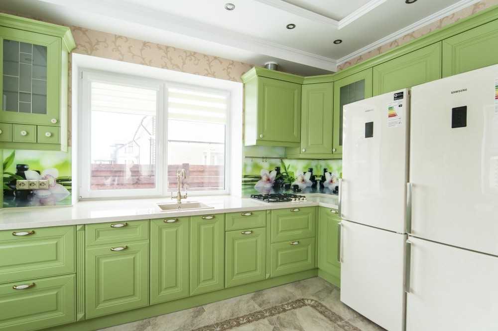 Фисташковая кухня (28 фото): сочетание цвета, фартук, фасады и обои в интерьере