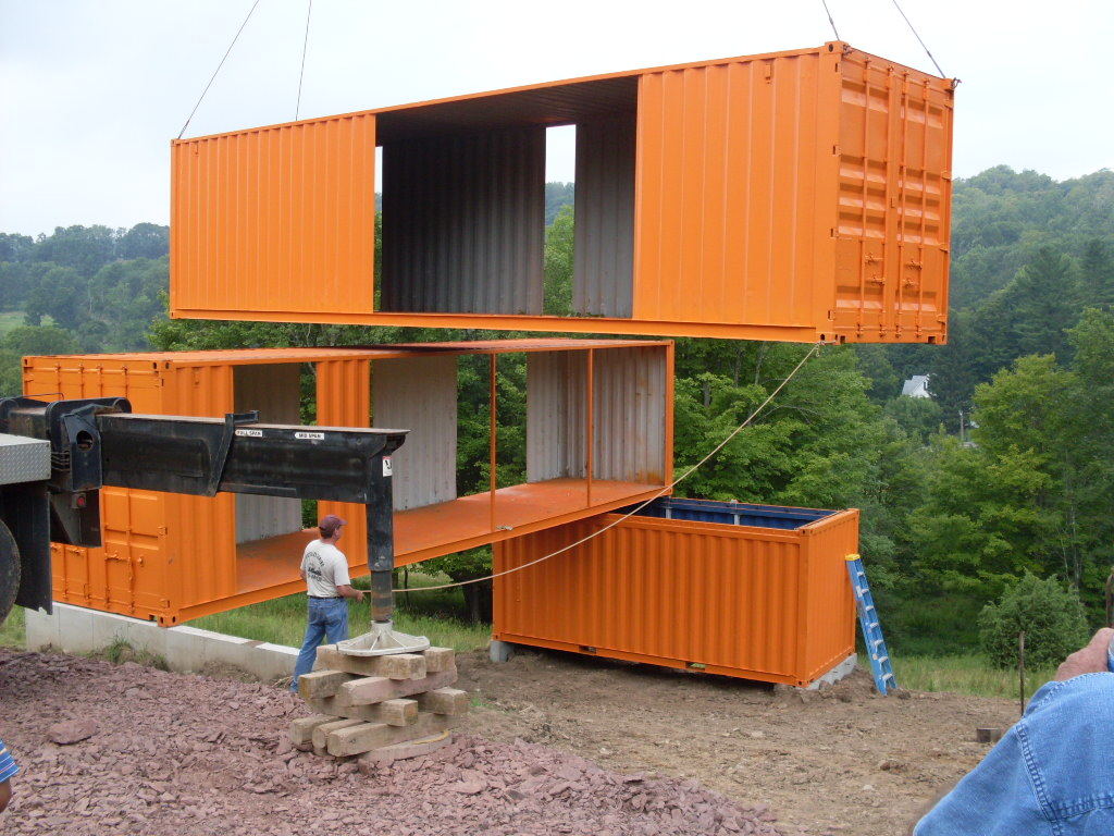 Дом из морского контейнера: готовые проекты комфортного жилья из бросового материала