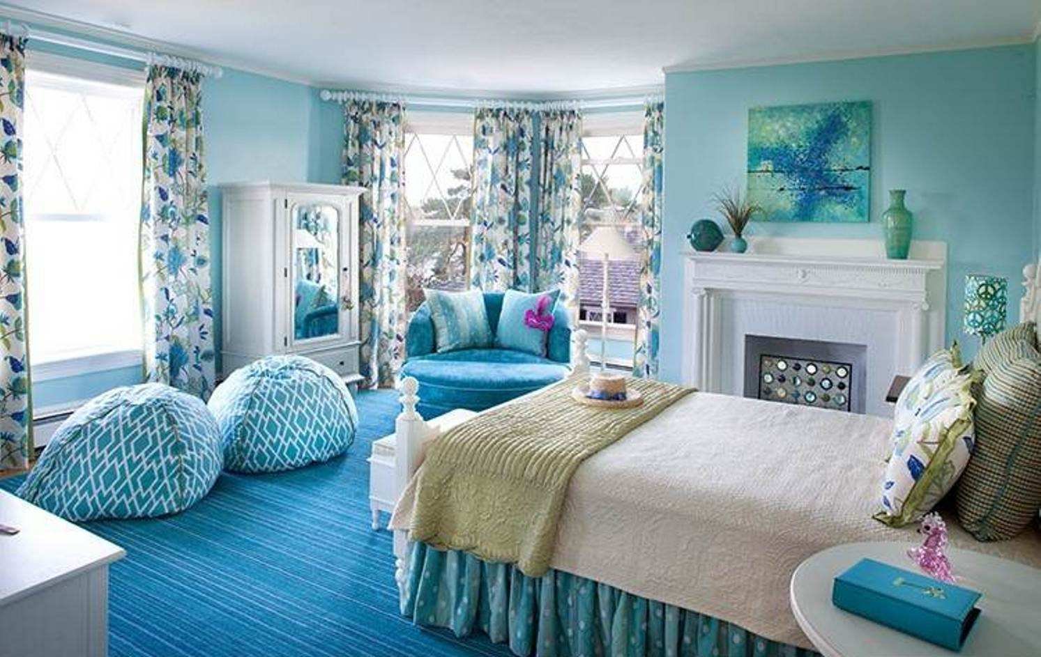 80+ фото идей голубых обоев в интерьере спальни, кухни, гостиной и детской