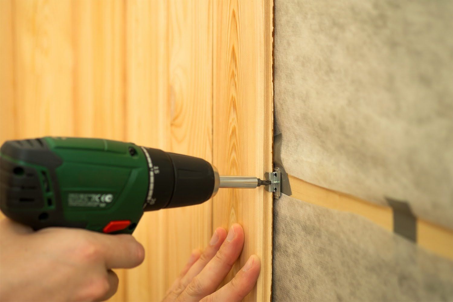 Как обшить стены вагонкой своими руками: выбор породы дерева, профиля, монтаж | строй легко