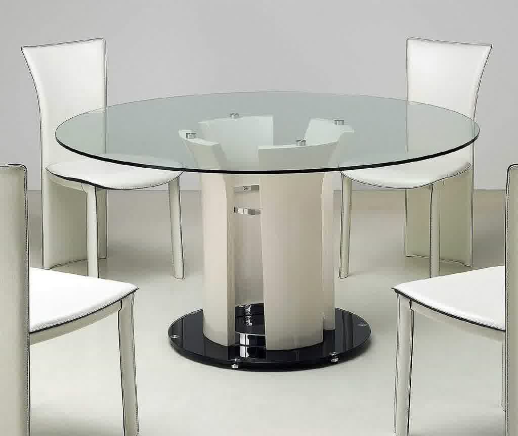 Круглый стол в маленькой кухне: плюсы и минусы.