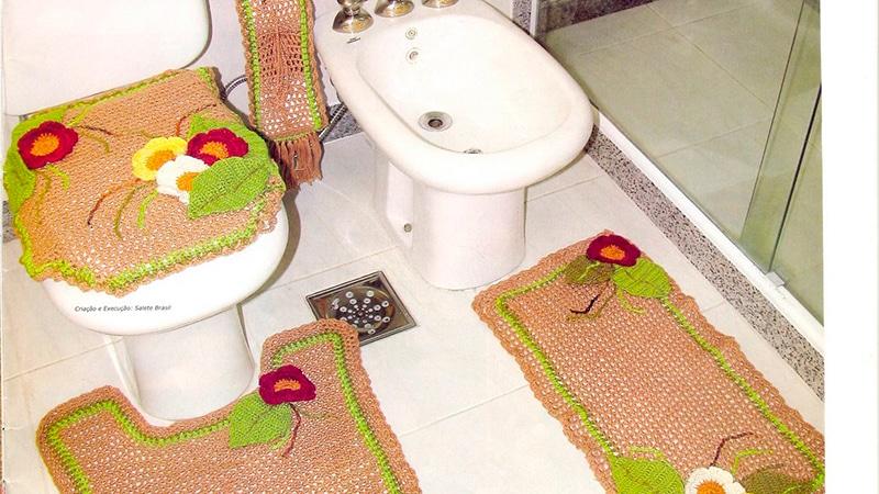 Сделать коврик из старых вещей — легко!