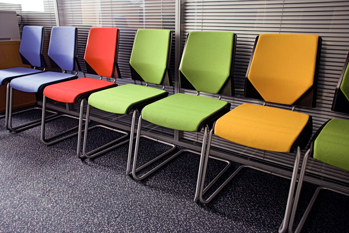 Дизайнерские стулья Series 7: легендарная «семерка» Арне Якобсена
