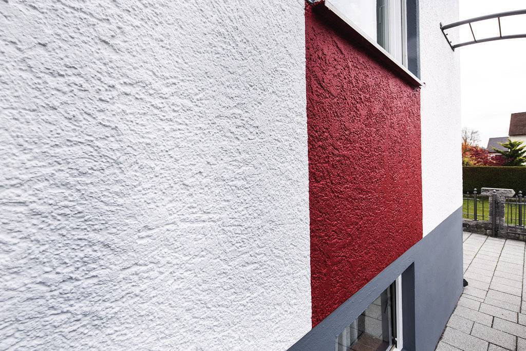Краска для фасада по штукатурке - какая лучше: акриловая покраска стен для наружных работ, чем покрасить короед