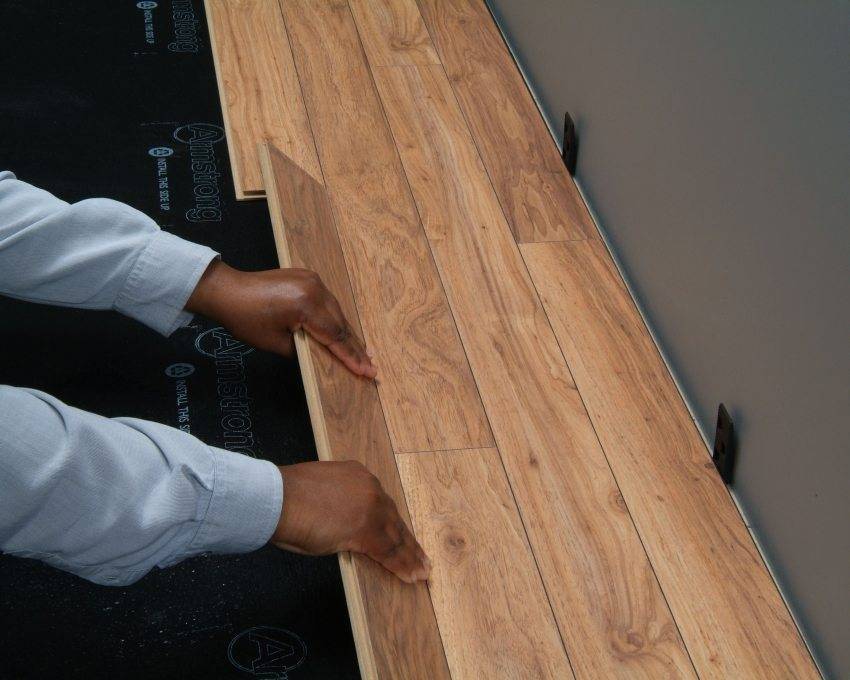 Укладка ламината на деревянный пол: укладываем своими руками?