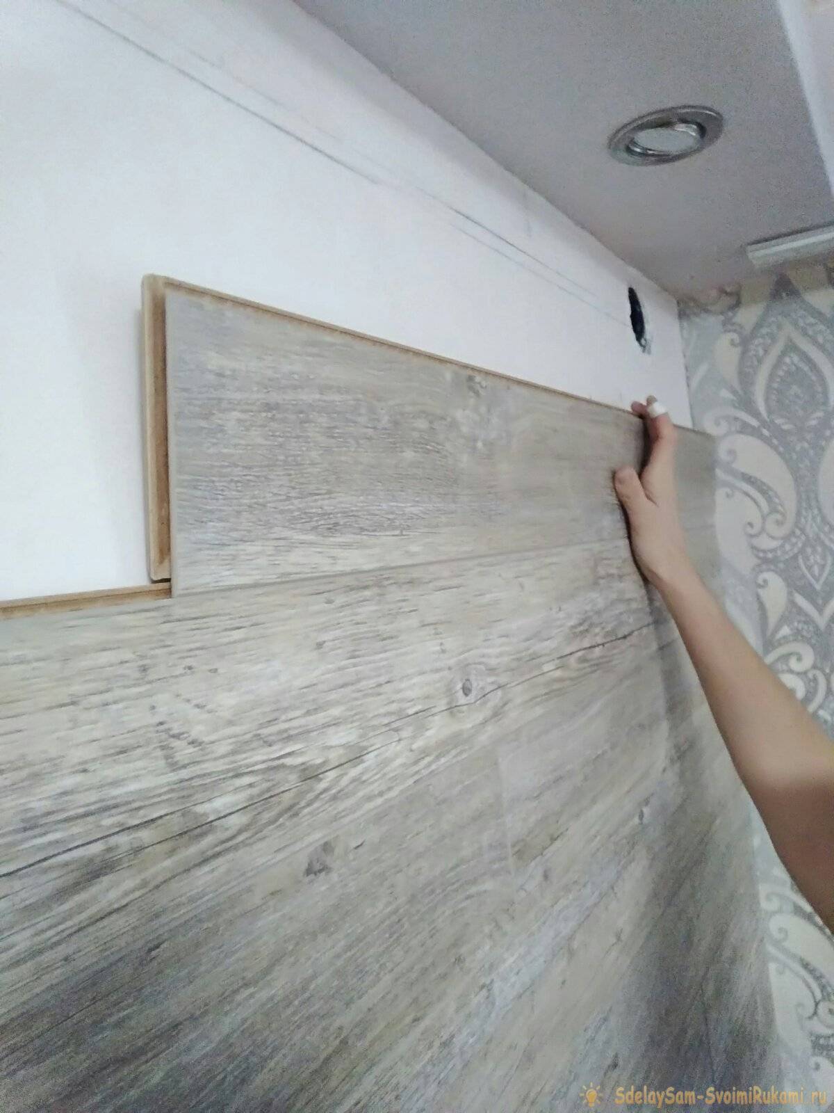 Как крепить ламинат на стену: горизонтально или вертикально, способы с кляймером, обрешеткой и другие