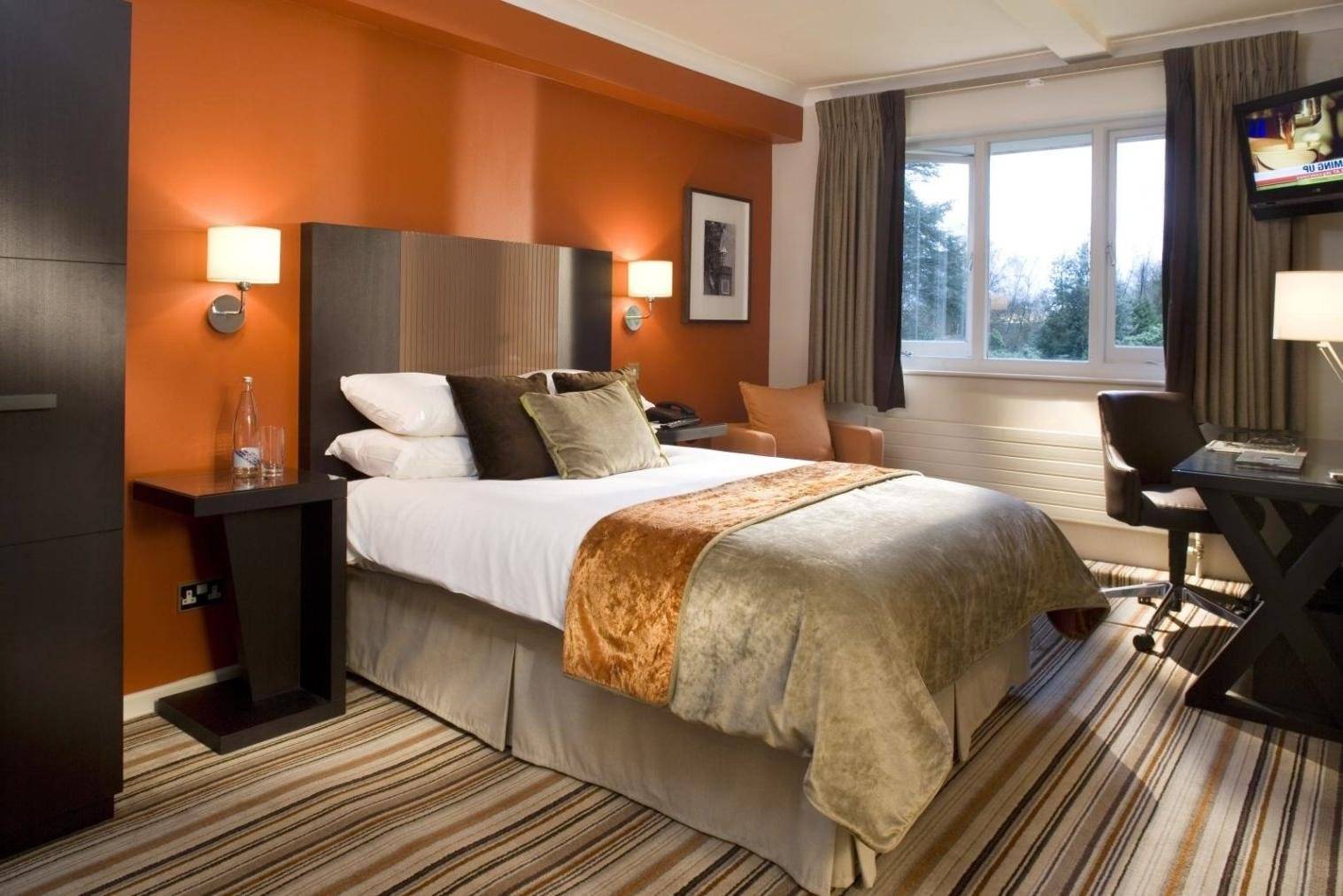 Дизайн спальни в современном стиле в светлых тонах – 45 свежих идей