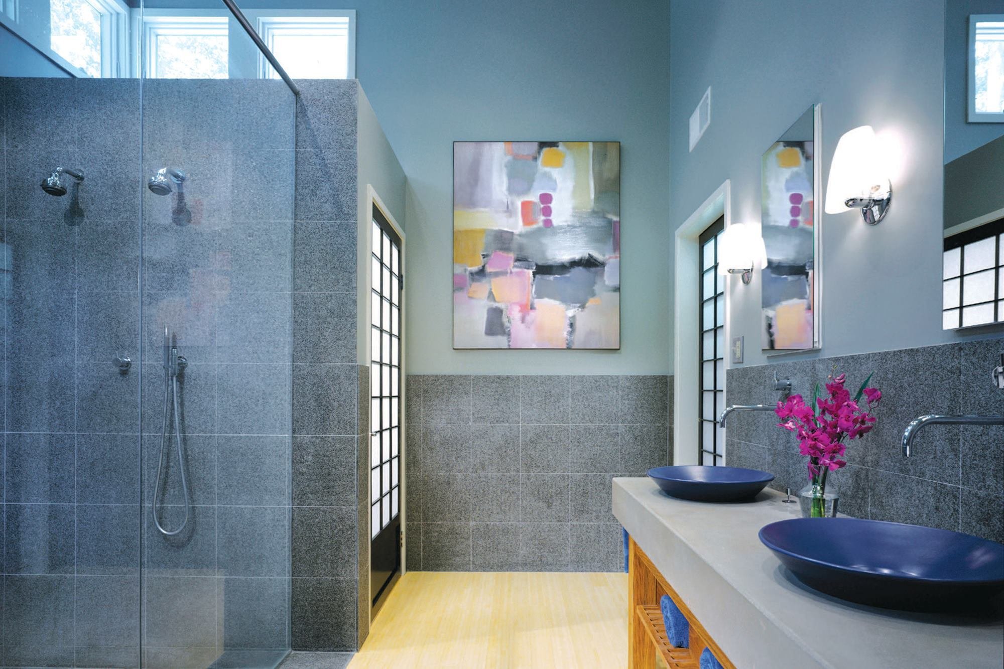 Ванная комната в серых тонах - реальные фото интерьеров, дизайн