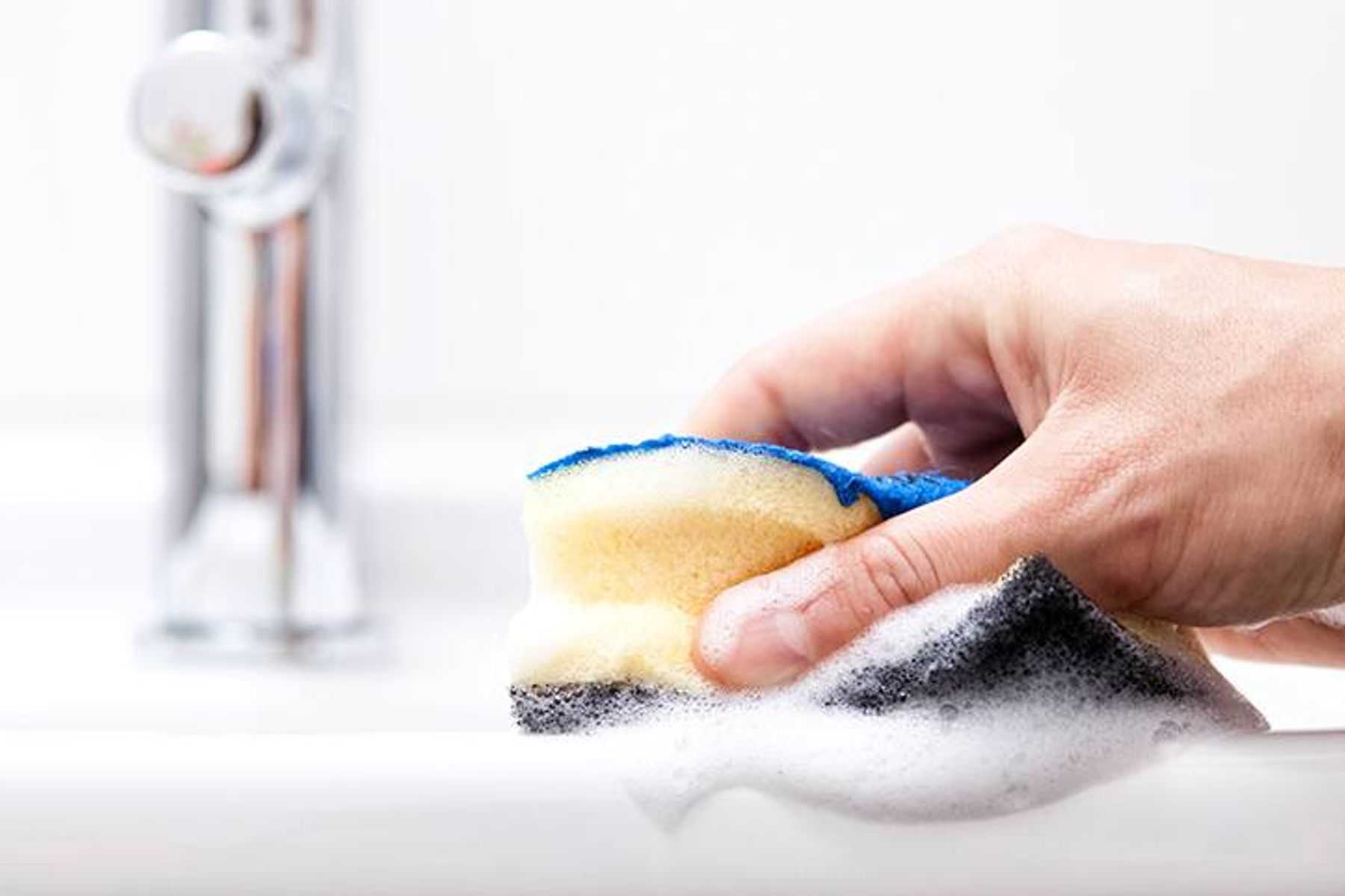 Как отстирать шторку в ванной от желтизны