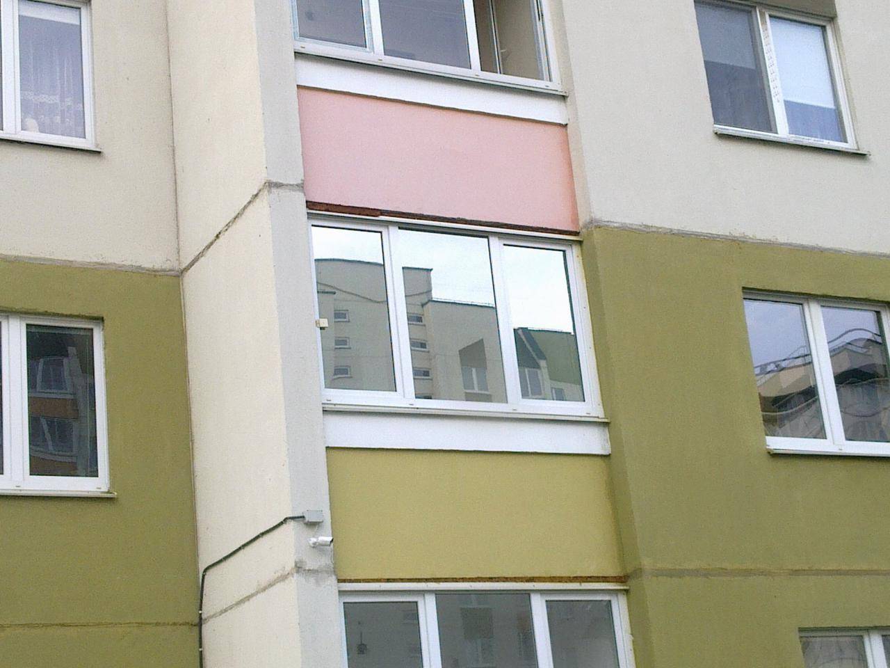 Тонировка балконов: спасаемся от летнего зноя