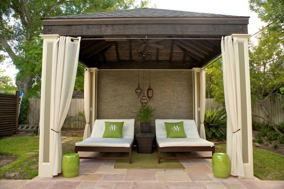 Шторы для беседки и веранды - фото новинок современного дизайна уличных штор