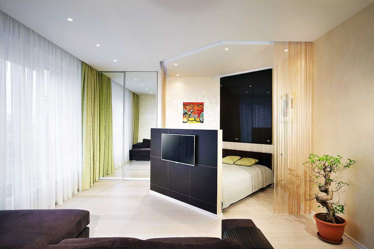 10 идей красивого дизайна спальни, совмещенной с балконом