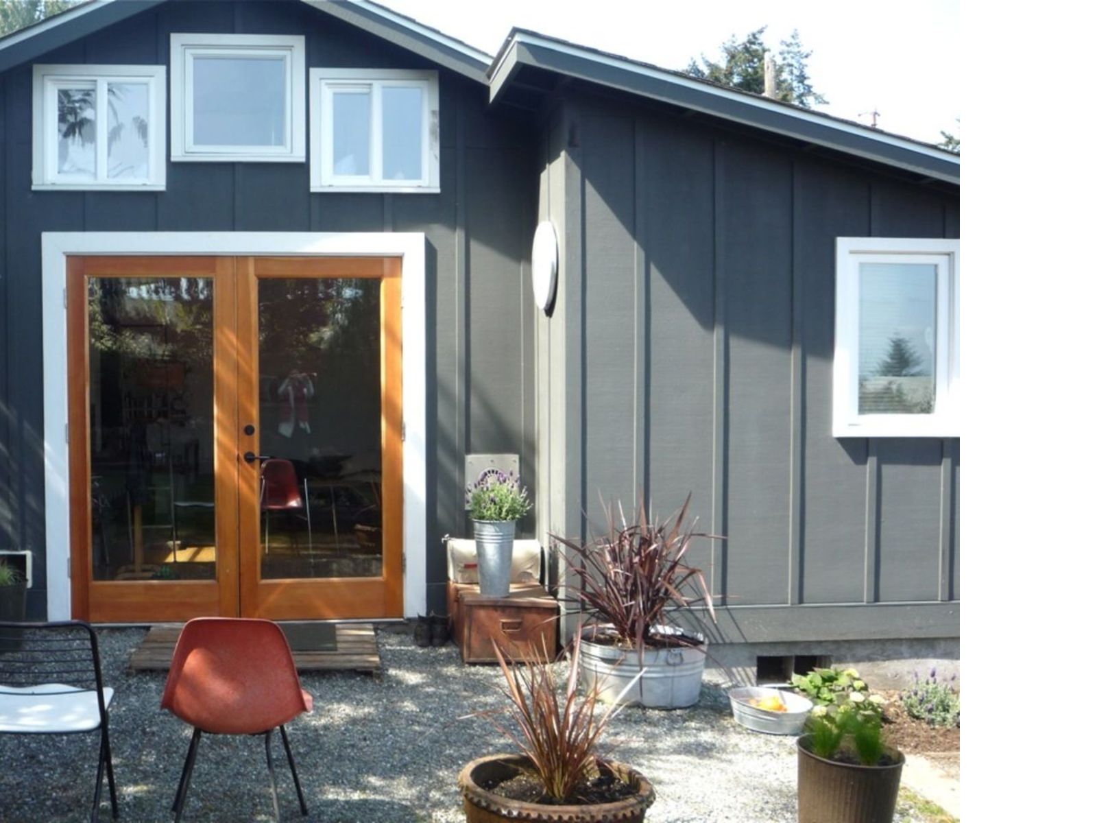 Превратить старую бабушкину дачу в современное и комфортное жилье: 16 архитектурных идей